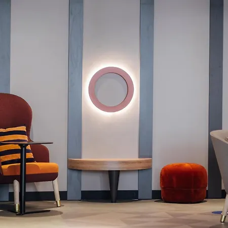 Ibis Styles Gare Sud 3* לה מאנש