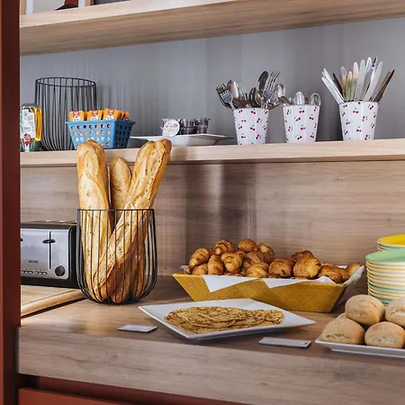 Ibis Styles Gare Sud מלון 3*