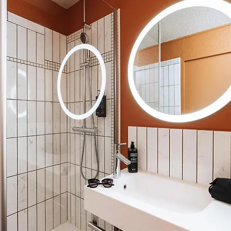 Отель Ibis Styles Gare Sud 3*