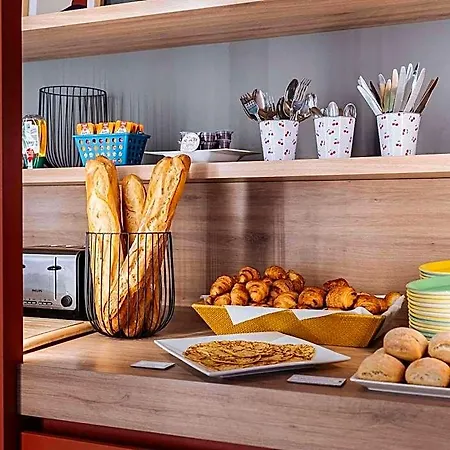 Ibis Styles Gare Sud 3* Ле-Ман