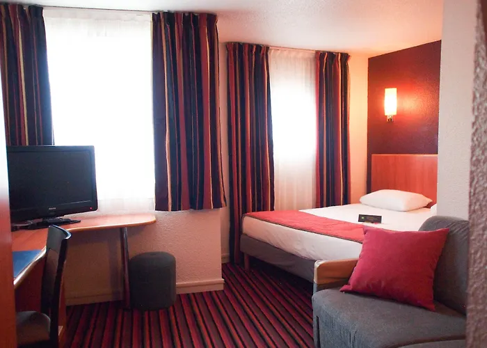 Hotel Ibis Styles Gare Sud 3*
