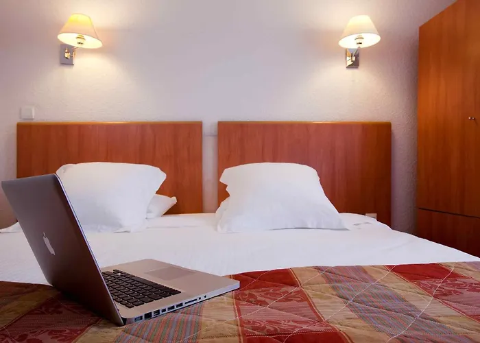 Ibis Styles Gare Sud 호텔 르망