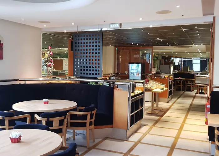 Ibis Styles Gare Sud Hotel 3*