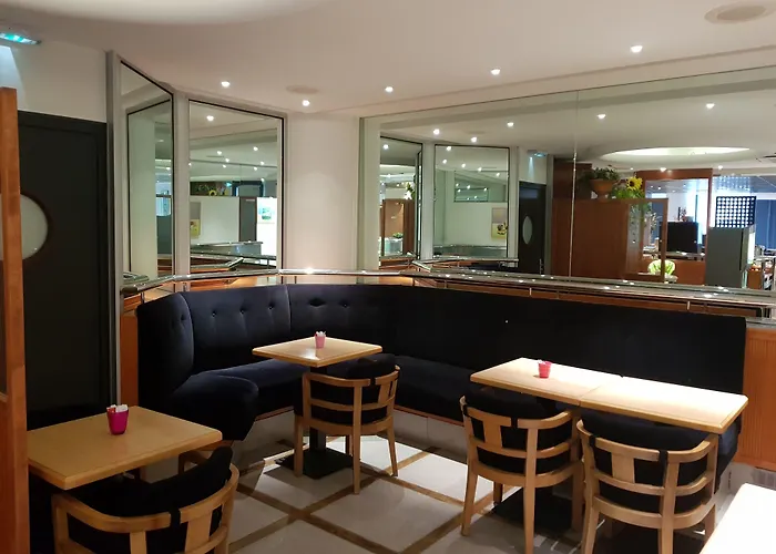 호텔 Ibis Styles Gare Sud 3*